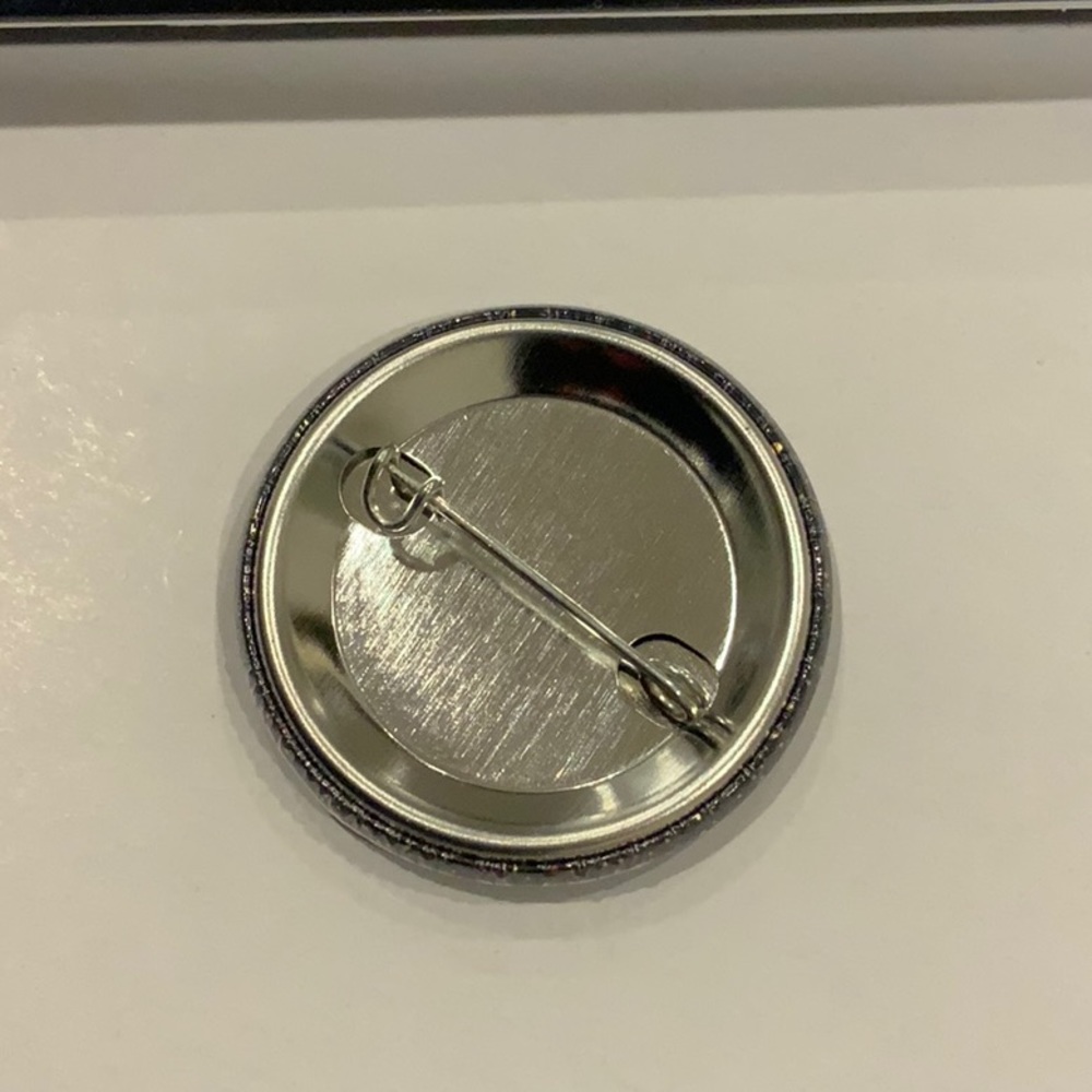 CHANEL AUTHENTIC PIN/BROOCH - Picture 3 of 4